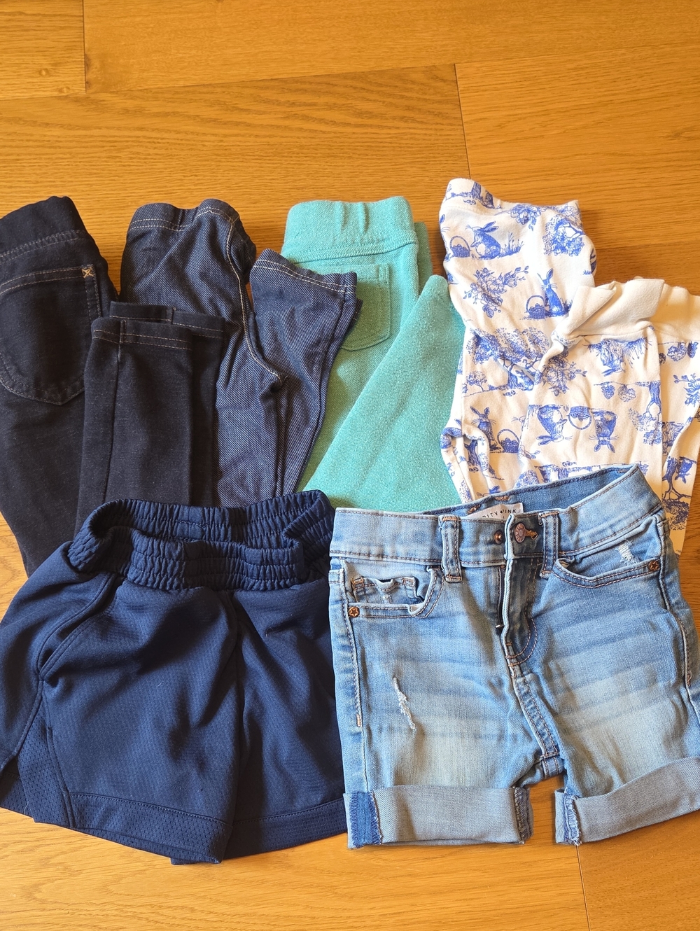 Girl's LOT Shorts & Jeggings